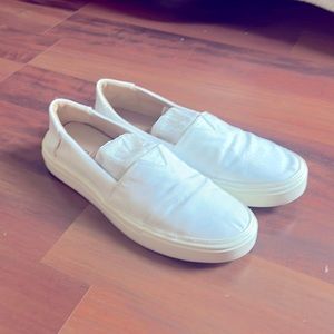 Toms White slip on